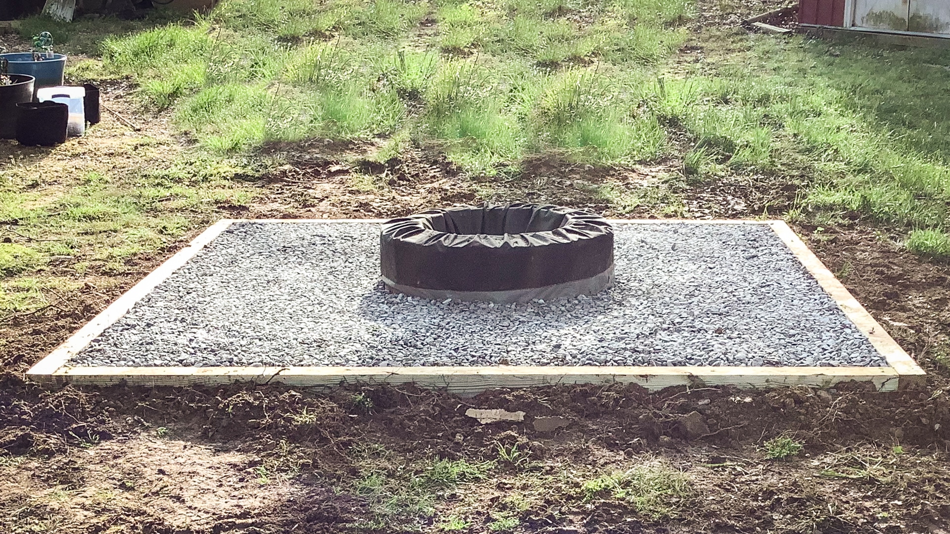 Sturgis, MI A gravel patio fire pit