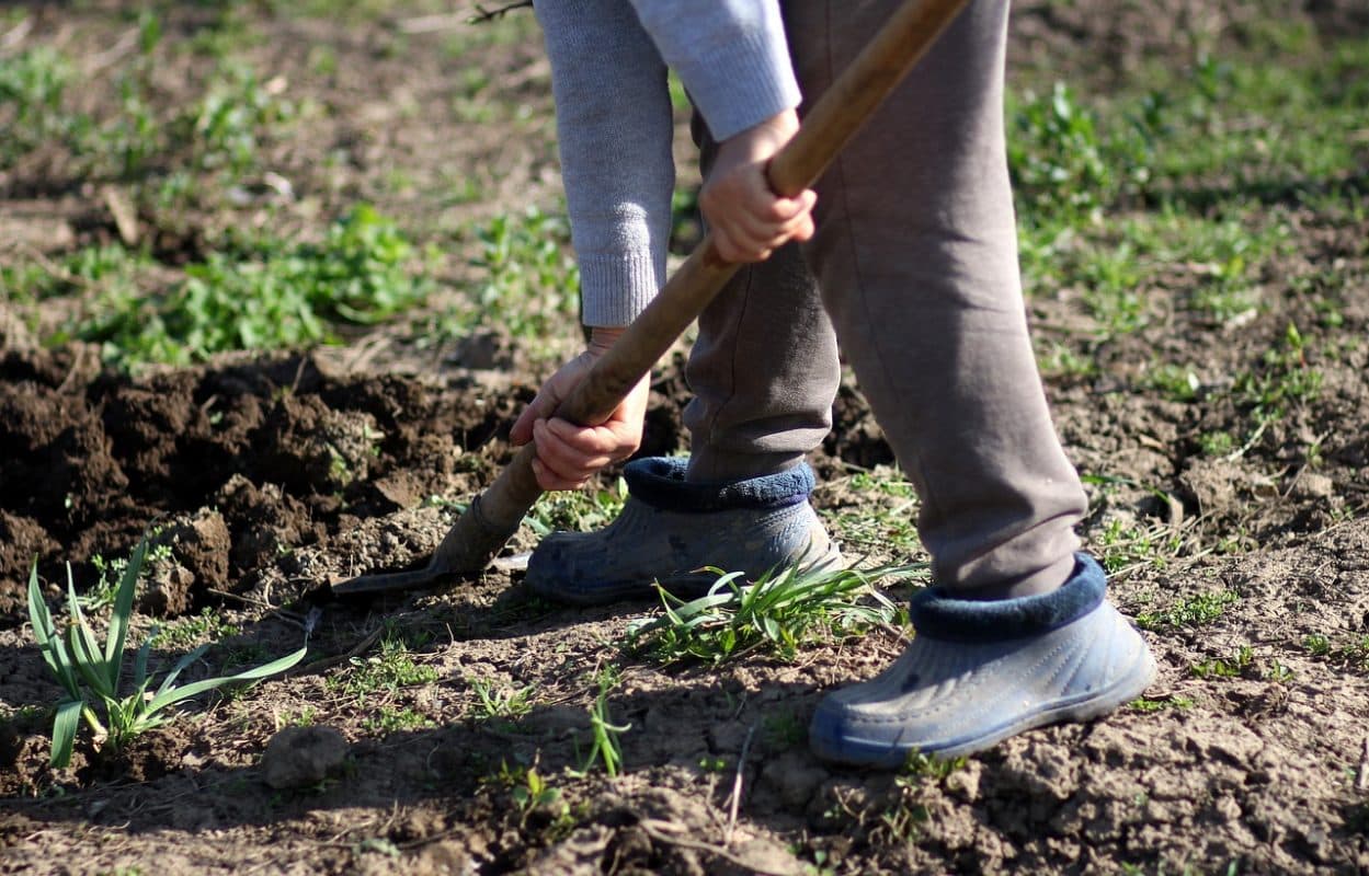 Build a Gravel Shed Base Topsoil
